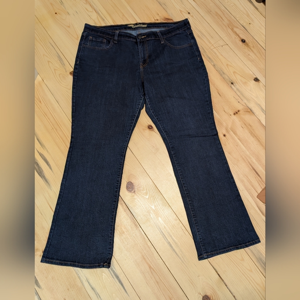Dark Blue Old Navy Sweetheart Bootcut Jeans 16 Short
